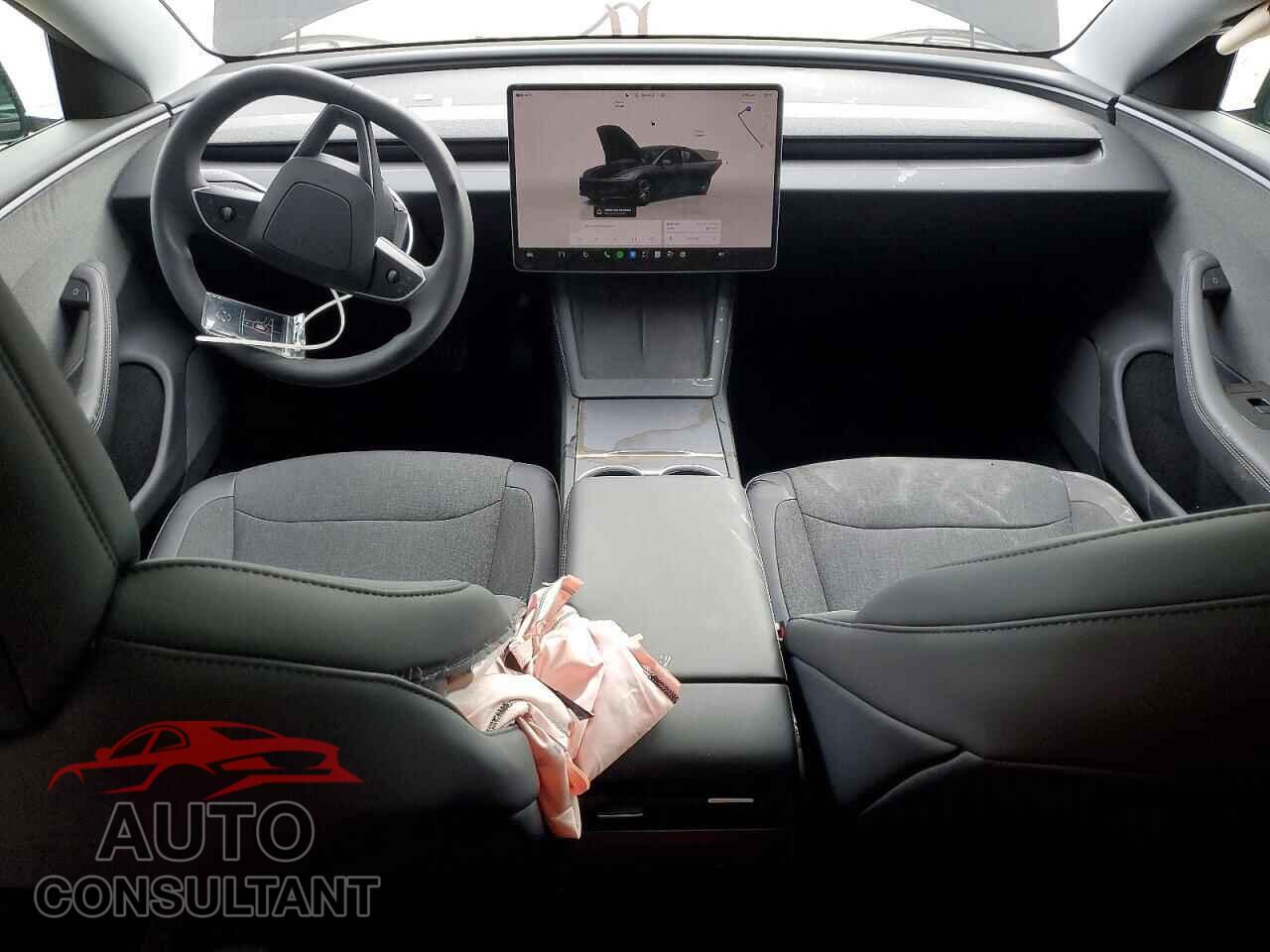 TESLA MODEL 3 2025 - 5YJ3E1EA9SF134127