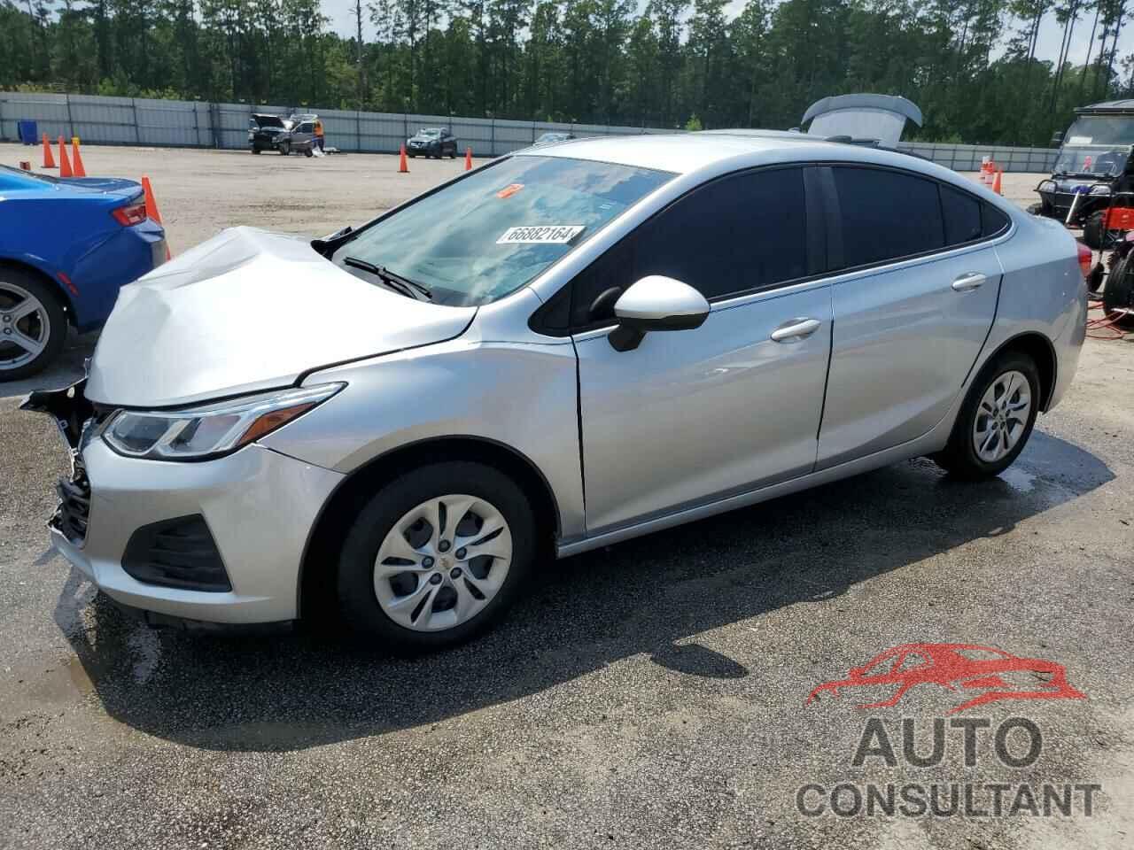 CHEVROLET CRUZE 2019 - 1G1BC5SM1K7128814