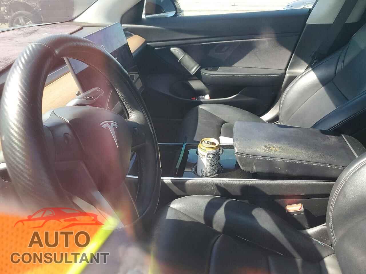 TESLA MODEL 3 2020 - 5YJ3E1EB7LF712025