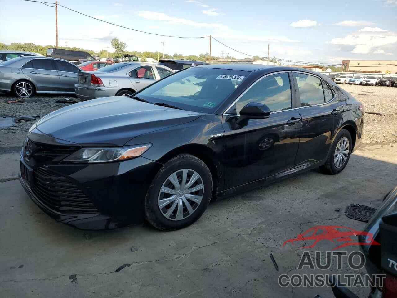 TOYOTA CAMRY 2018 - 4T1B31HKXJU501026