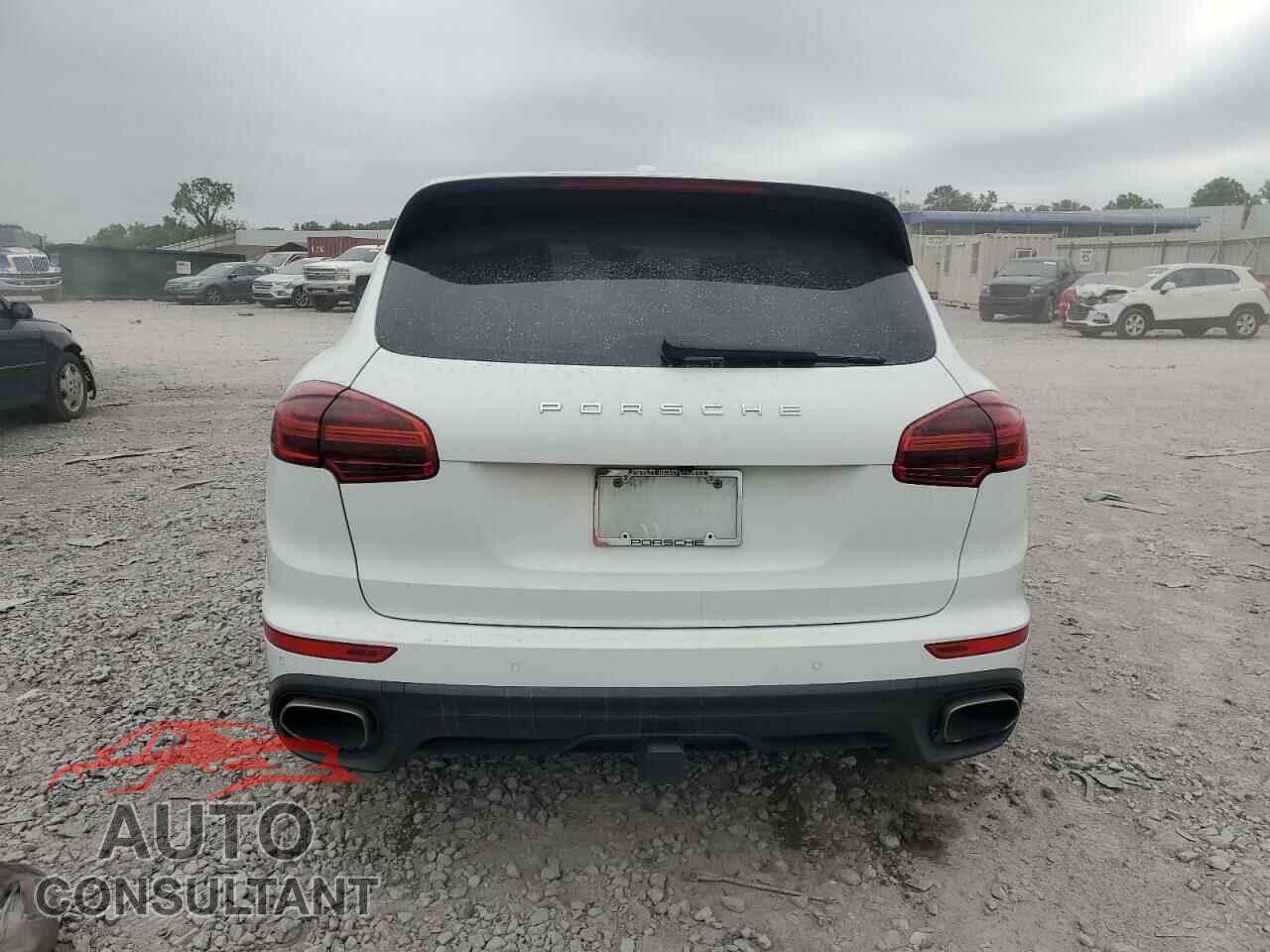 PORSCHE CAYENNE 2017 - WP1AA2A20HKA81920
