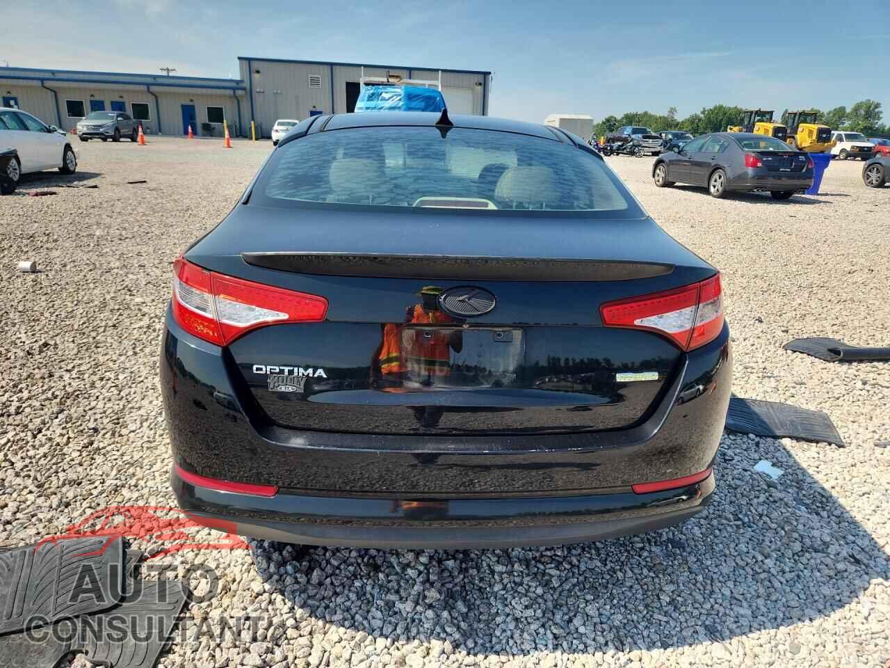 KIA OPTIMA 2012 - KNAGM4AD2C5031556