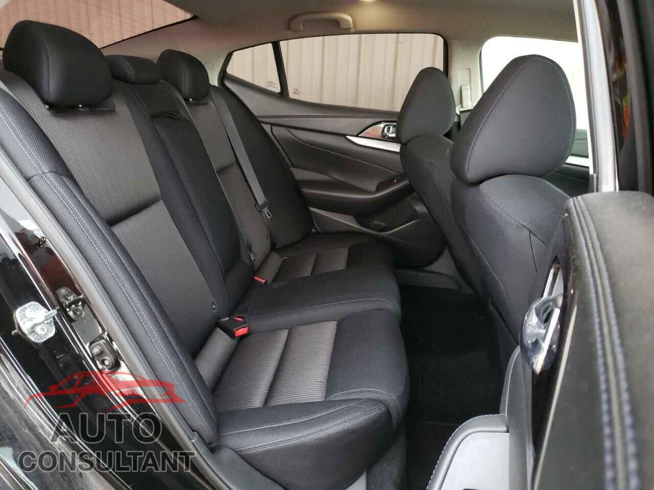 NISSAN MAXIMA 2017 - 1N4AA6AP1HC391286