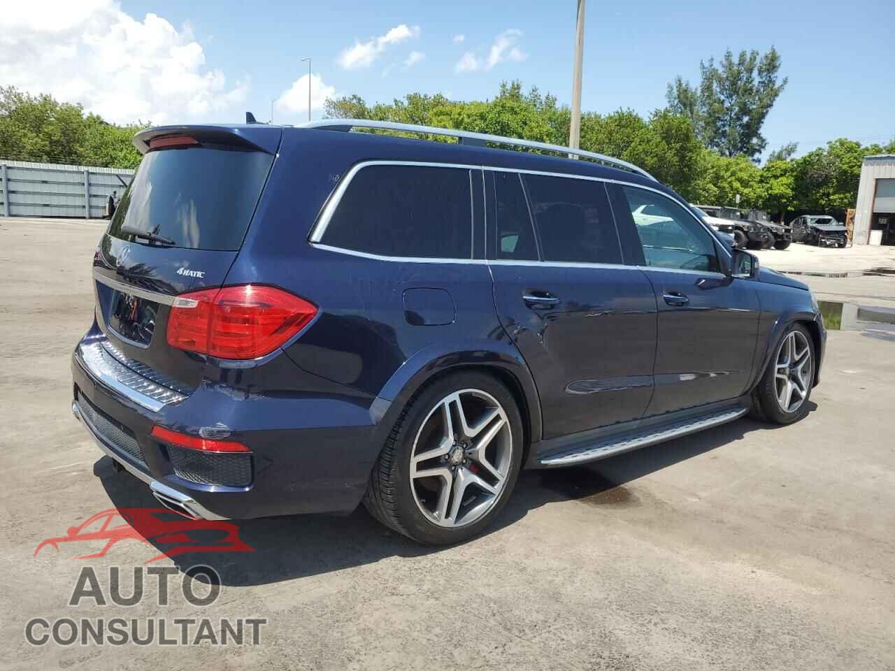 MERCEDES-BENZ GL-CLASS 2015 - 4JGDF7DEXFA451448