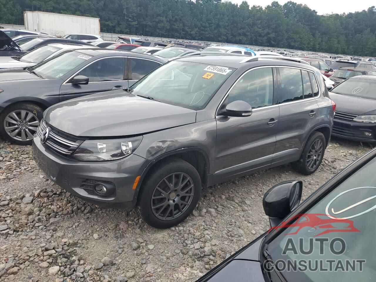 VOLKSWAGEN TIGUAN 2015 - WVGAV7AX6FW540724