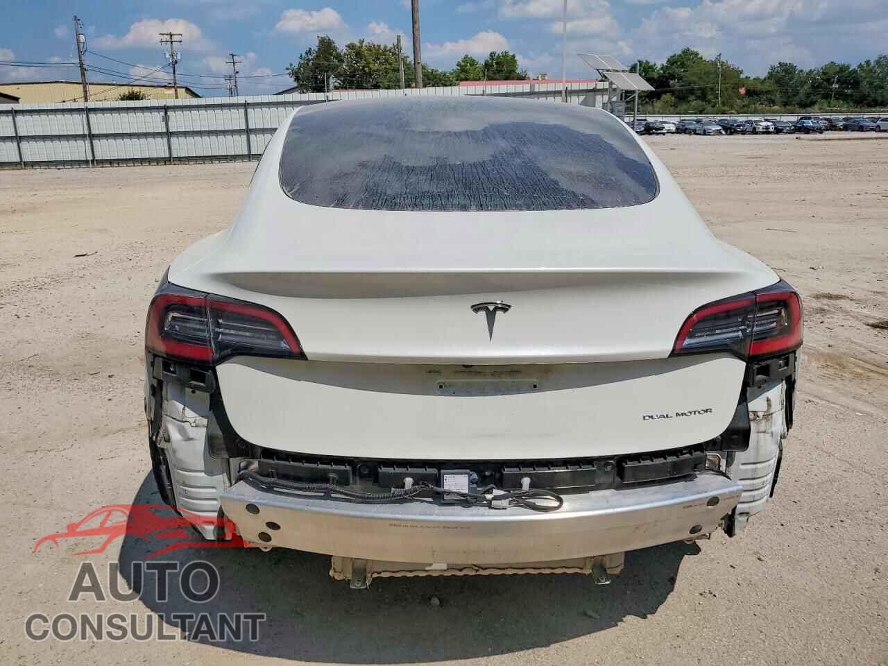 TESLA MODEL 3 2022 - 5YJ3E1EB7NF152672