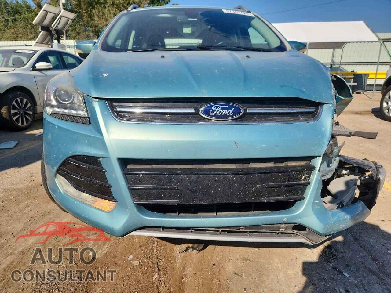 FORD ESCAPE 2013 - 1FMCU9J97DUA01367