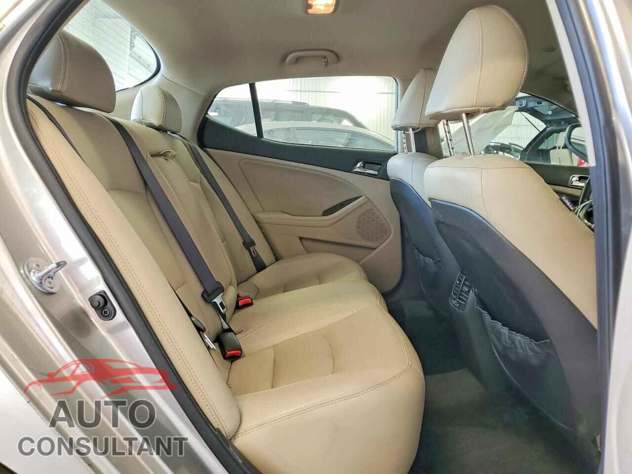 KIA OPTIMA 2012 - 5XXGN4A7XCG043430