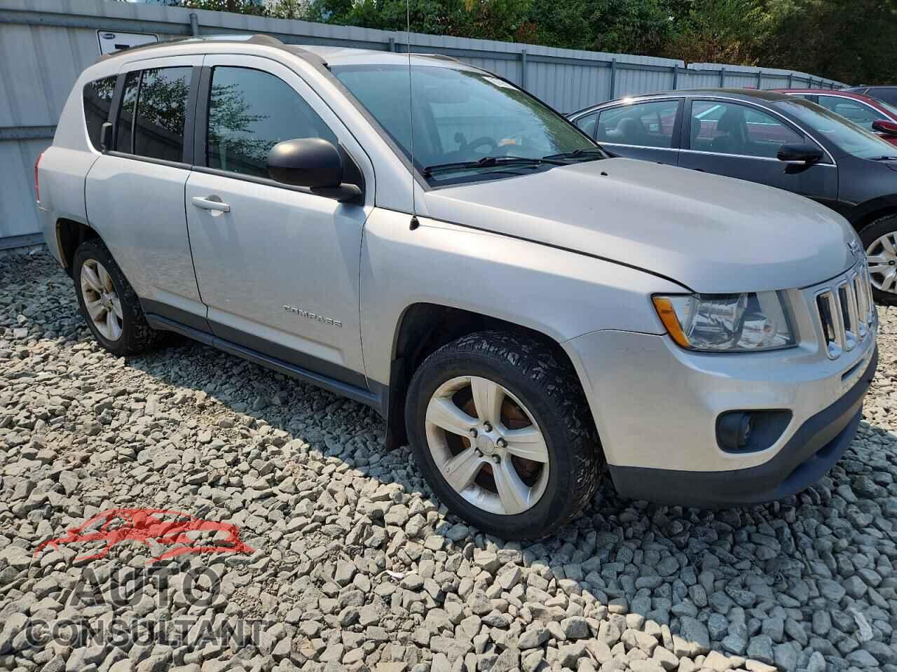 JEEP COMPASS 2013 - 1C4NJDBB2DD281466