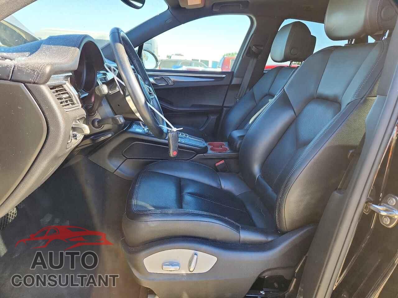 PORSCHE MACAN 2018 - WP1AA2A57JLB00747