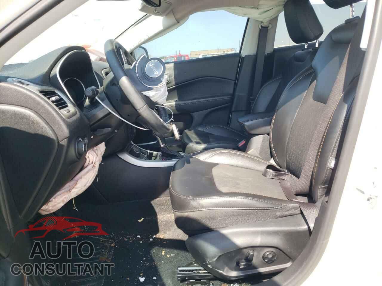 JEEP COMPASS 2018 - 3C4NJDBB2JT206403