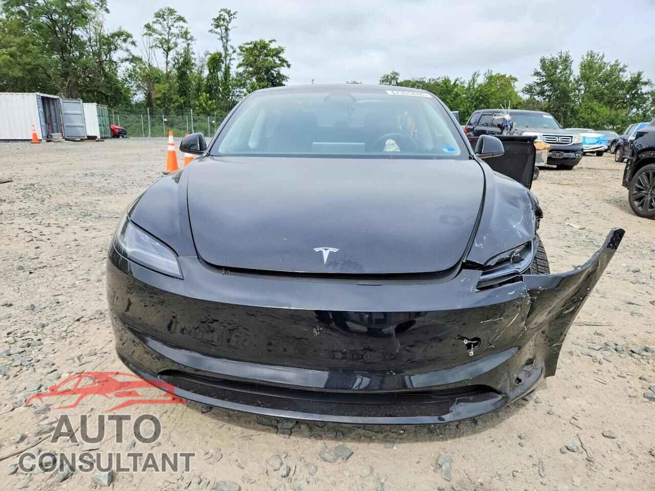 TESLA MODEL 3 2024 - 5YJ3E1EA8RF739704