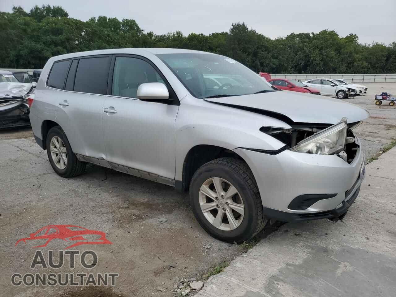 TOYOTA HIGHLANDER 2013 - 5TDZK3EH8DS128264