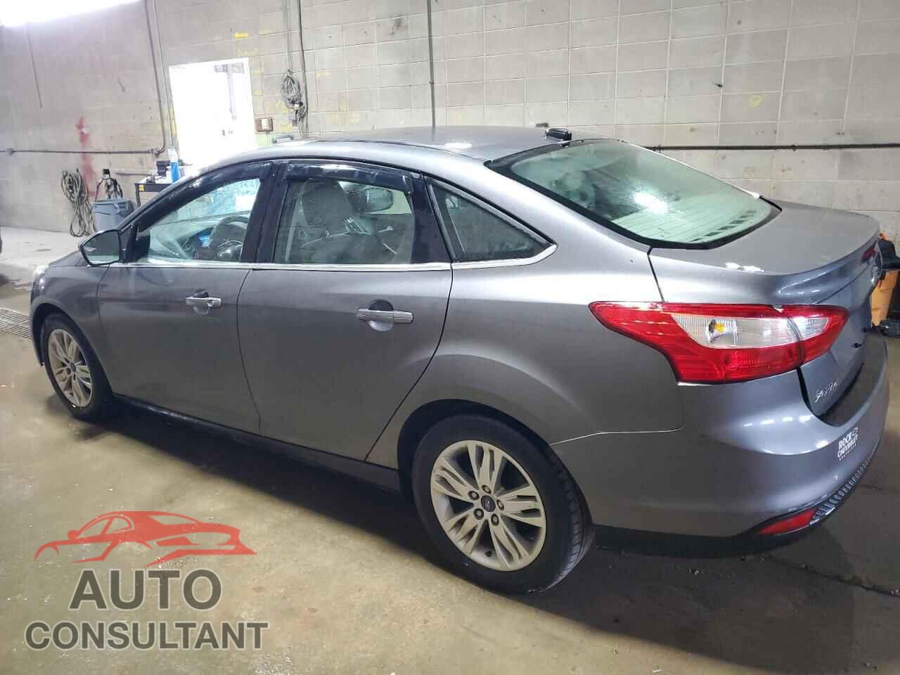 FORD FOCUS 2012 - 1FAHP3H29CL107580