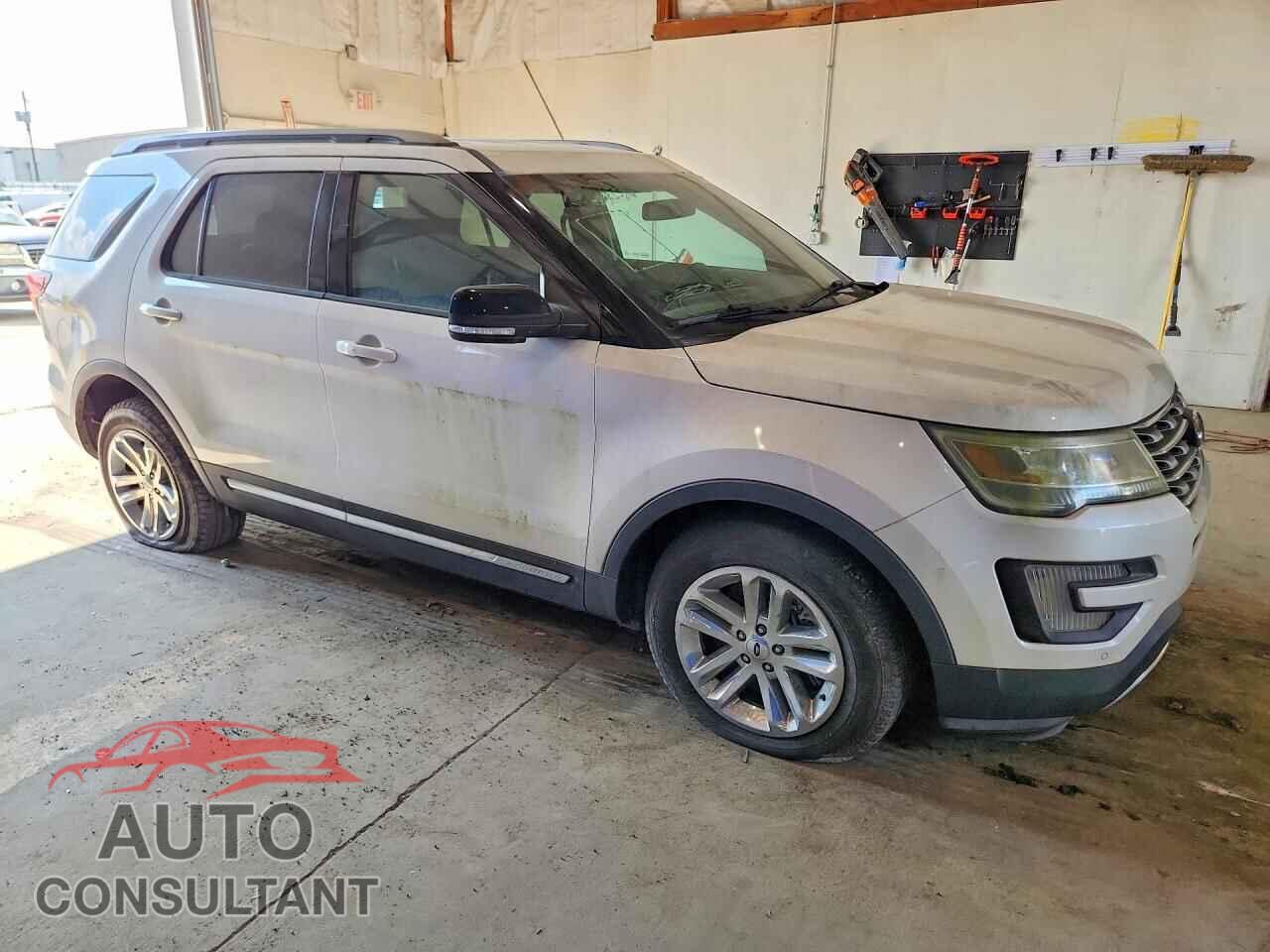 FORD EXPLORER 2017 - 1FM5K7D80HGC03056