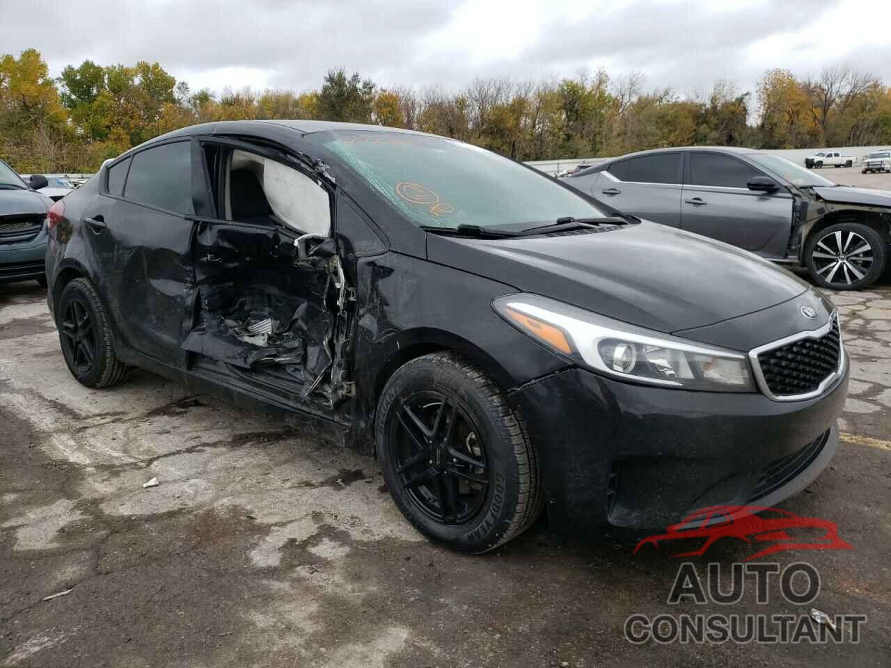 KIA FORTE 2018 - 3KPFK4A77JE272089