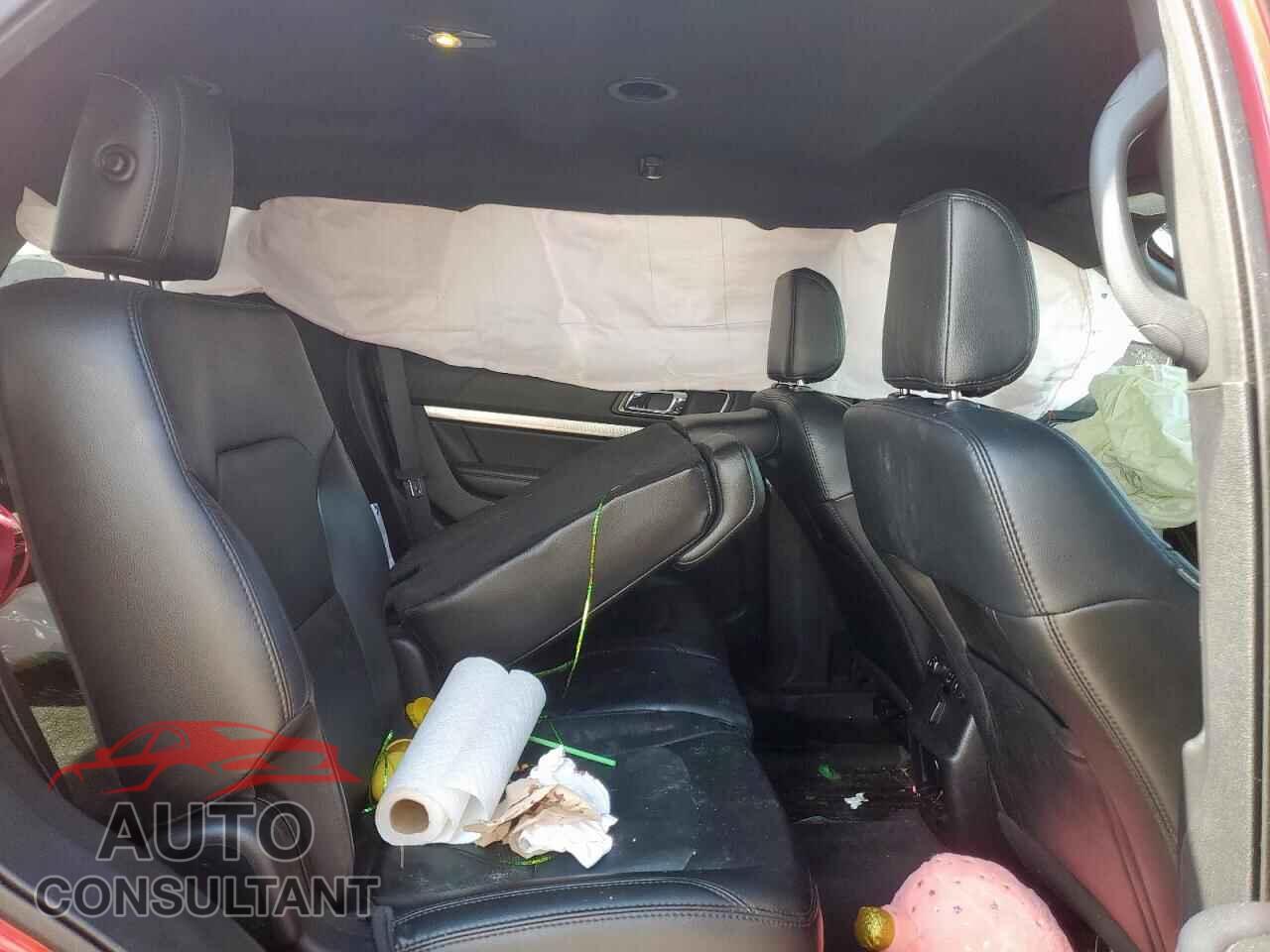 FORD EXPLORER 2018 - 1FM5K7D86JGA18998