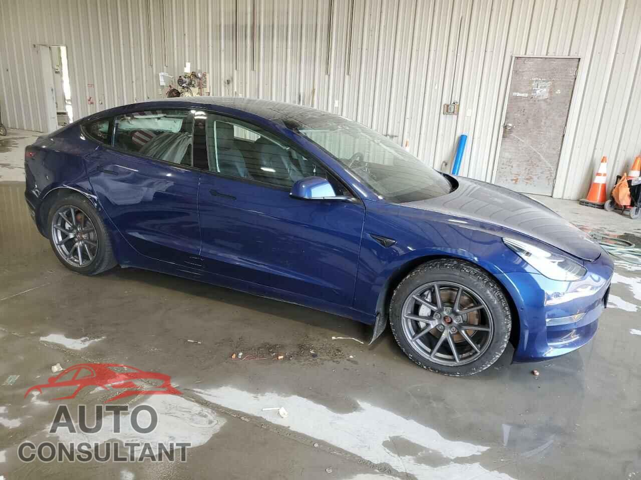 TESLA MODEL 3 2021 - 5YJ3E1EB8MF836824