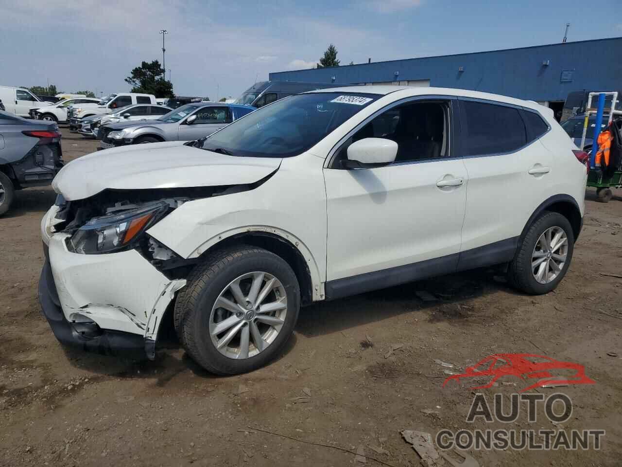 NISSAN ROGUE 2017 - JN1BJ1CP5HW009261