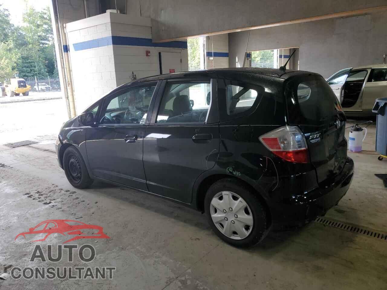 HONDA FIT 2013 - JHMGE8H37DC054332