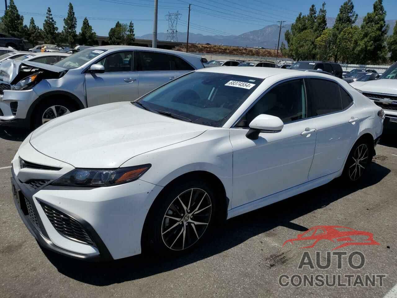 TOYOTA CAMRY 2022 - 4T1T11AK4NU665253