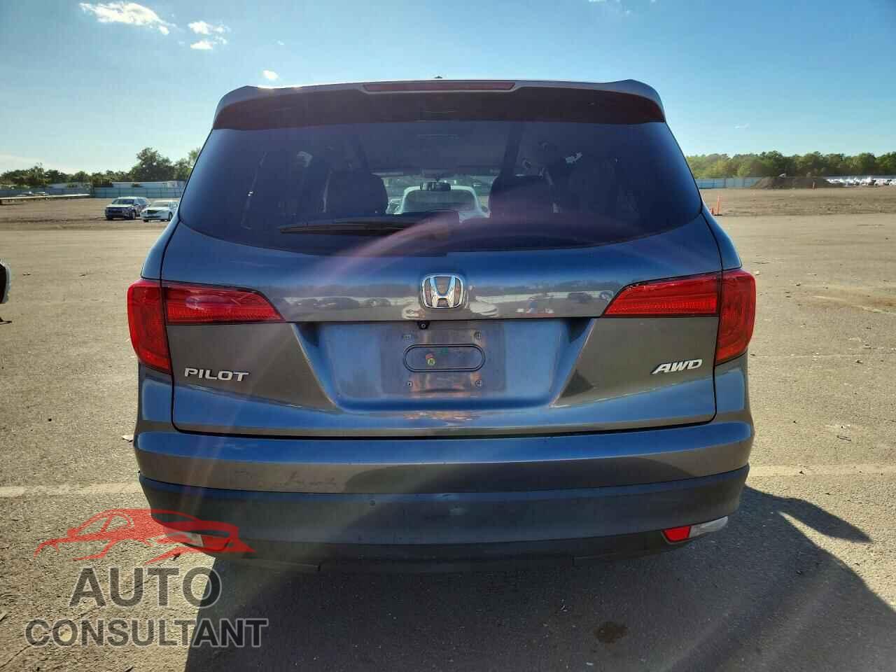 HONDA PILOT 2017 - 5FNYF6H3XHB036200