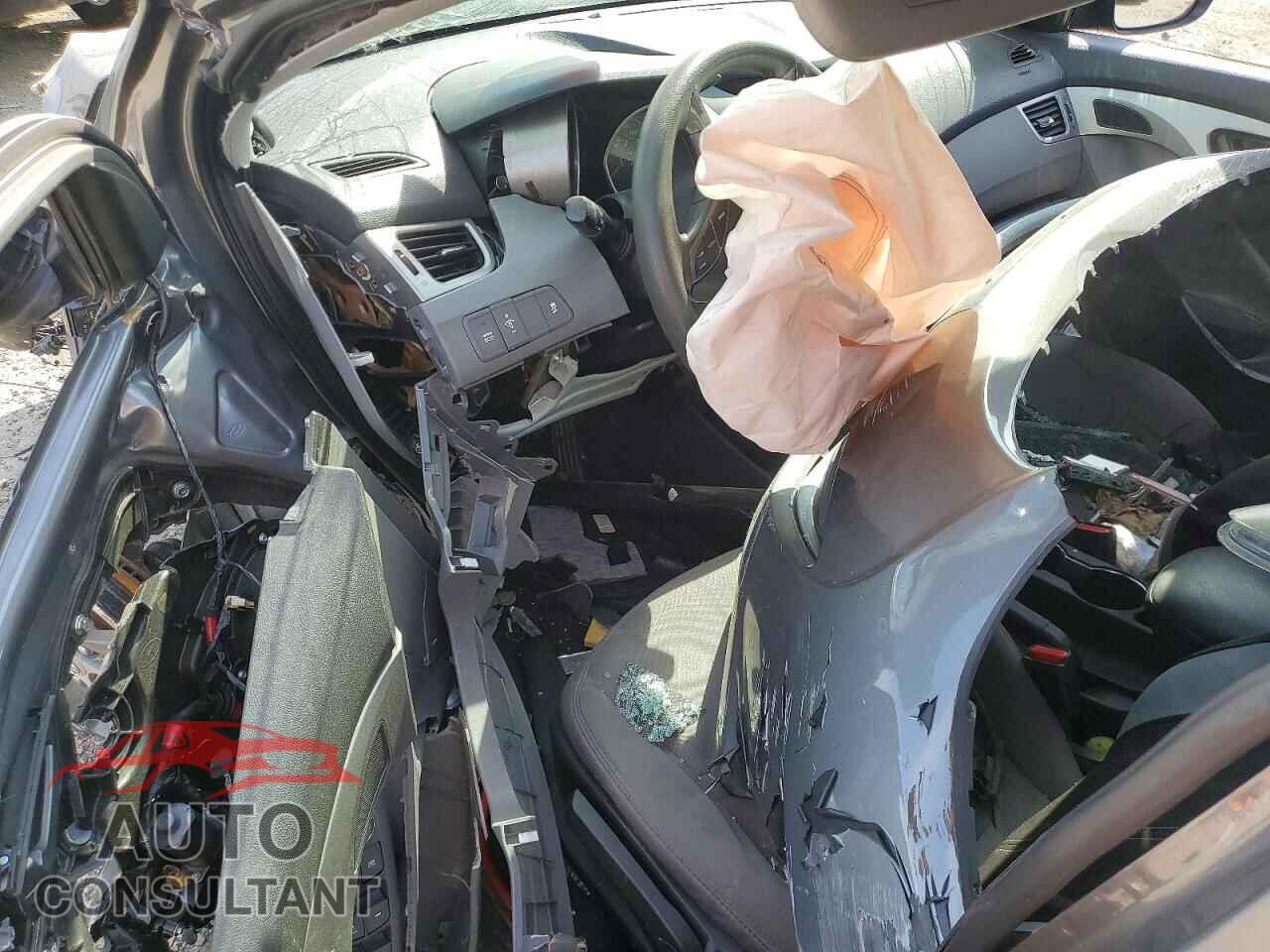 HYUNDAI ELANTRA 2013 - 5NPDH4AEXDH260300