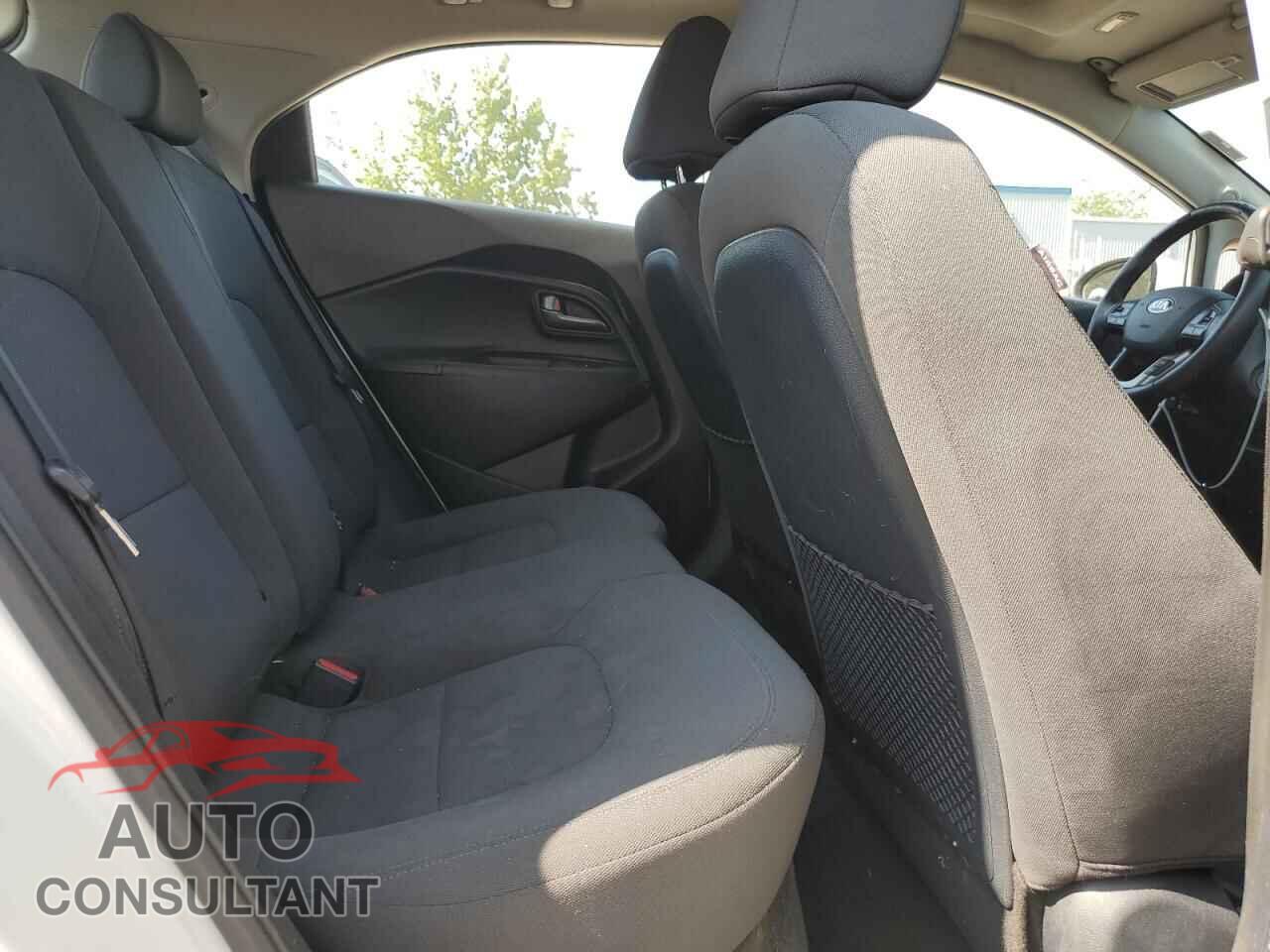 KIA RIO 2013 - KNADN5A34D6882329