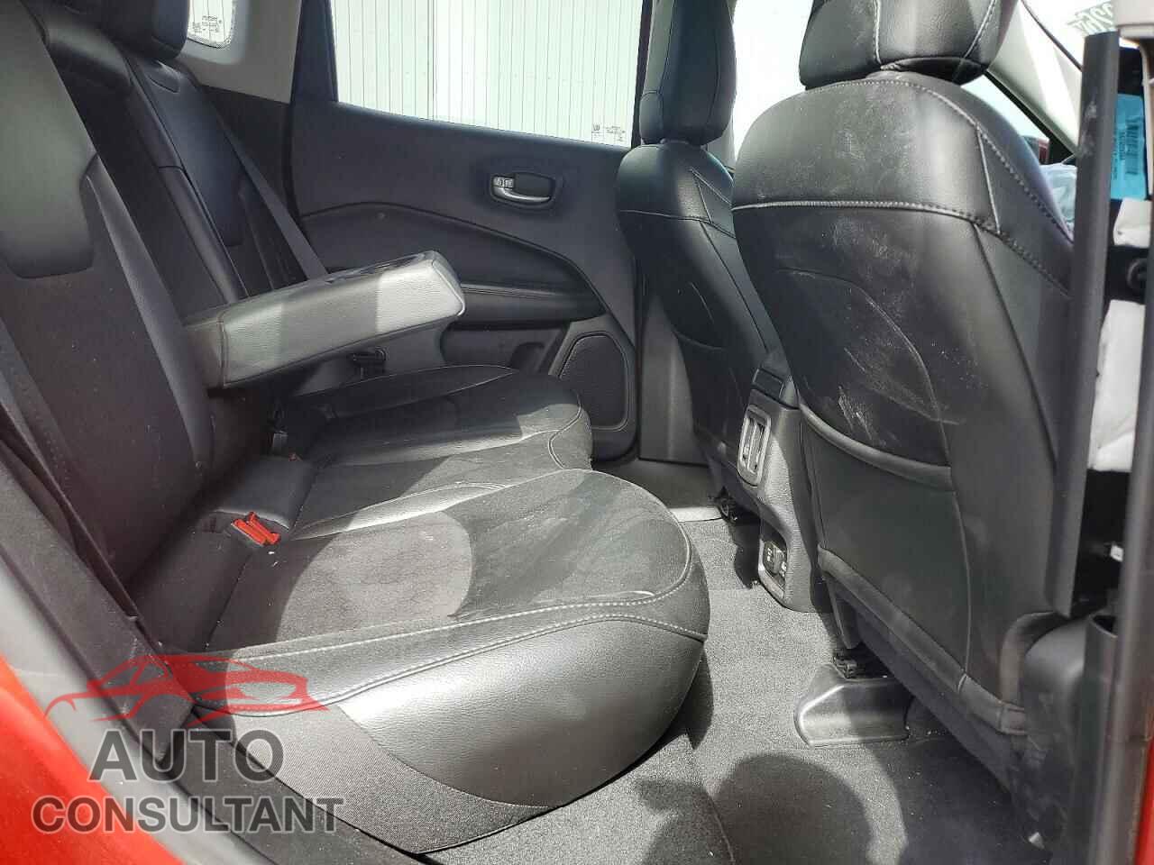 JEEP COMPASS 2020 - 3C4NJDBB7LT203936
