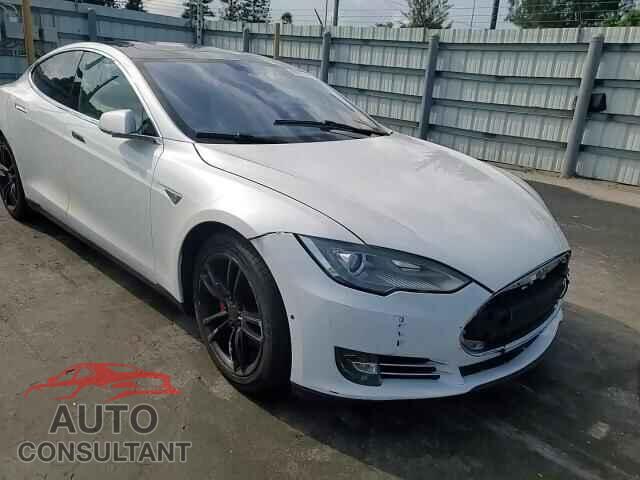 TESLA MODEL S 2015 - 5YJSA1S22FF096735
