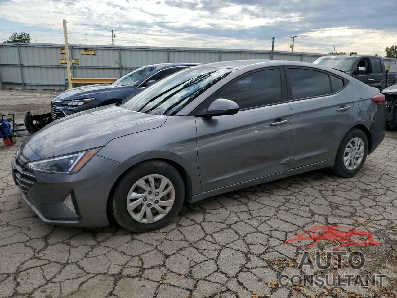 HYUNDAI ELANTRA 2019 - 5NPD74LF4KH430981