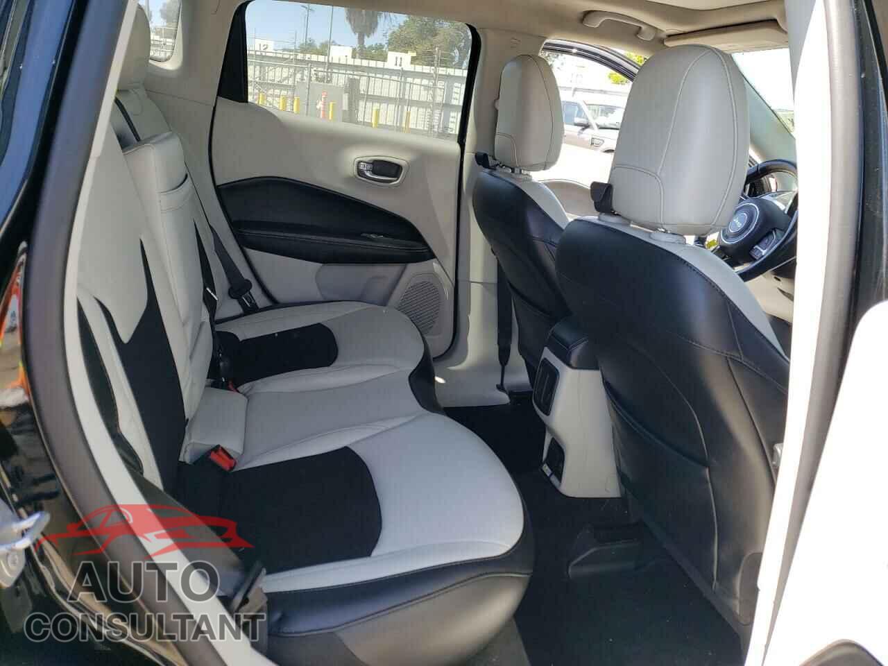 JEEP COMPASS 2019 - 3C4NJCBB0KT832186
