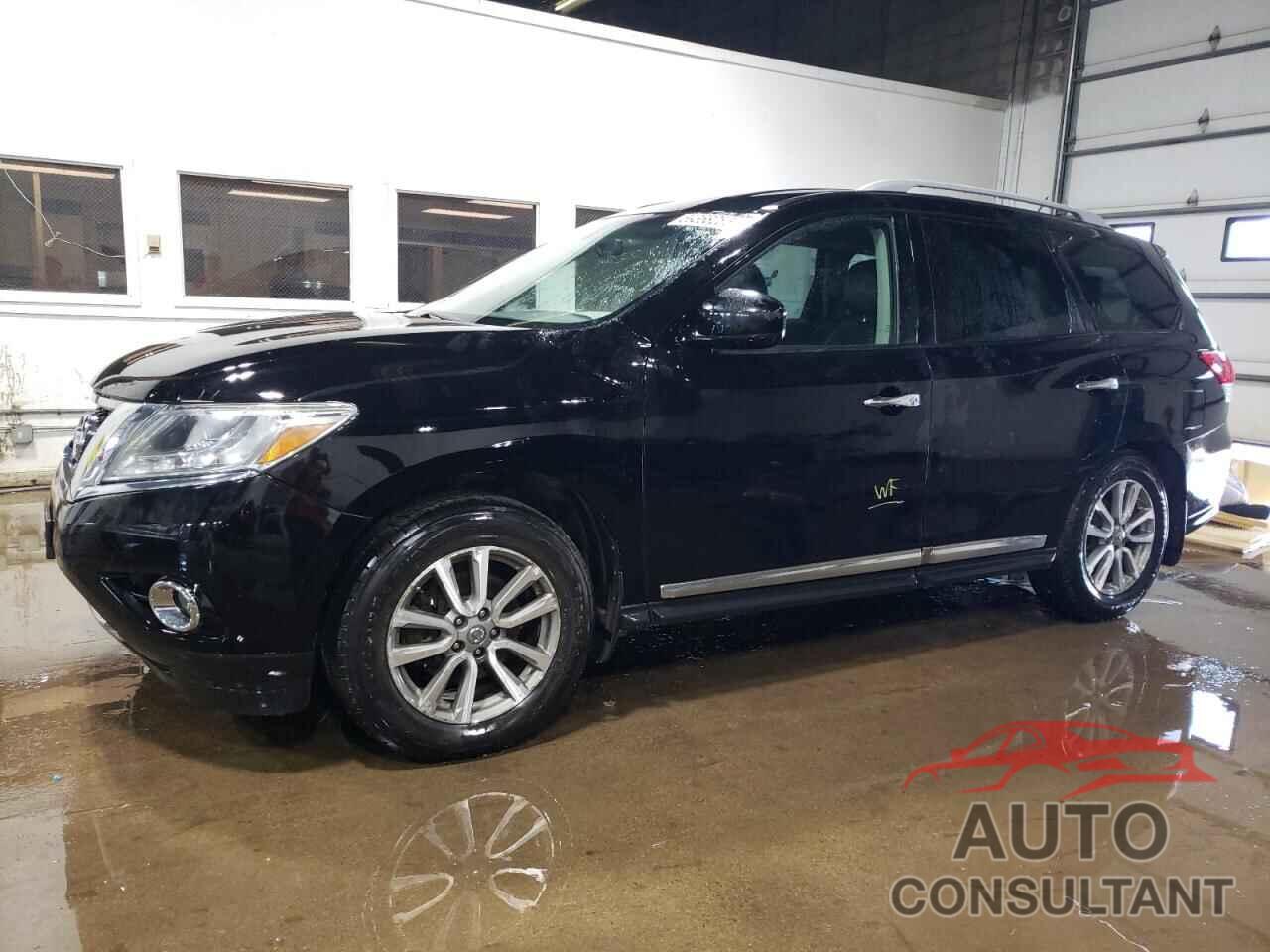 NISSAN PATHFINDER 2013 - 5N1AR2MM8DC623899