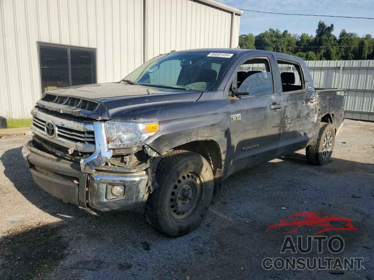 TOYOTA TUNDRA 2017 - 5TFDW5F16HX668160