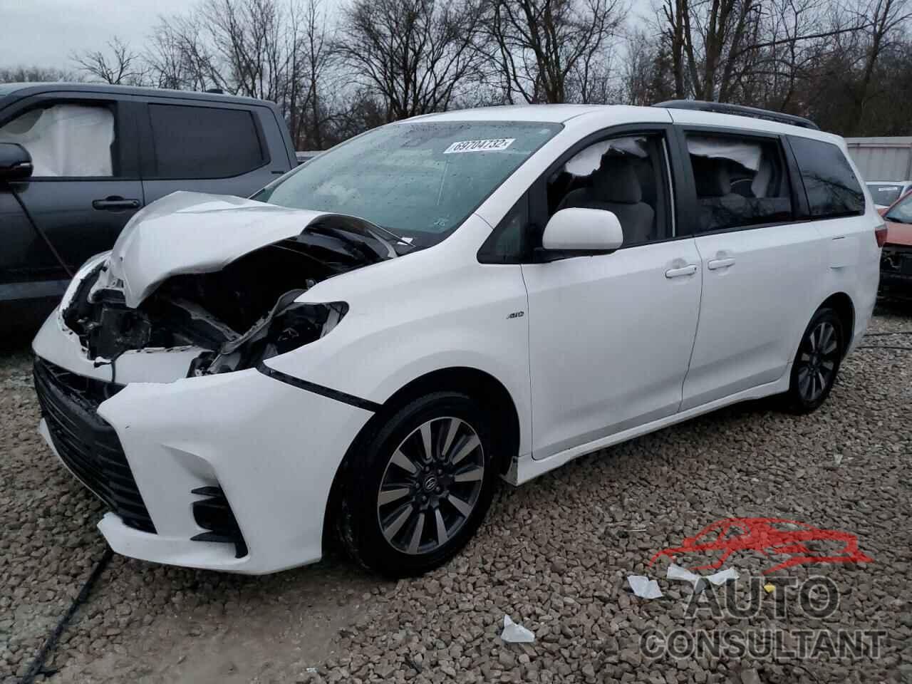 TOYOTA SIENNA 2019 - 5TDJZ3DC7KS219618