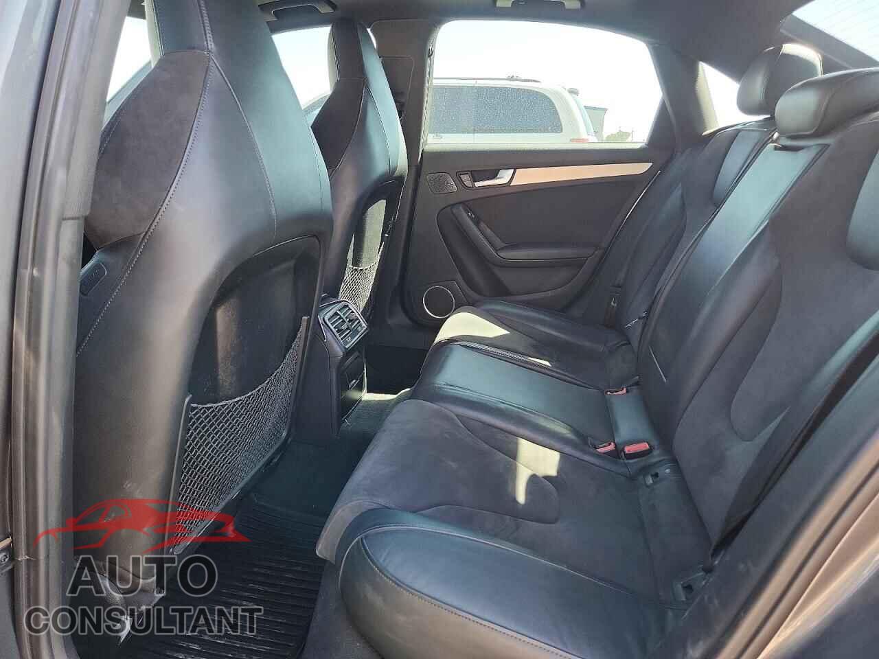 AUDI S4/RS4 2014 - WAUDGAFL0EA046544