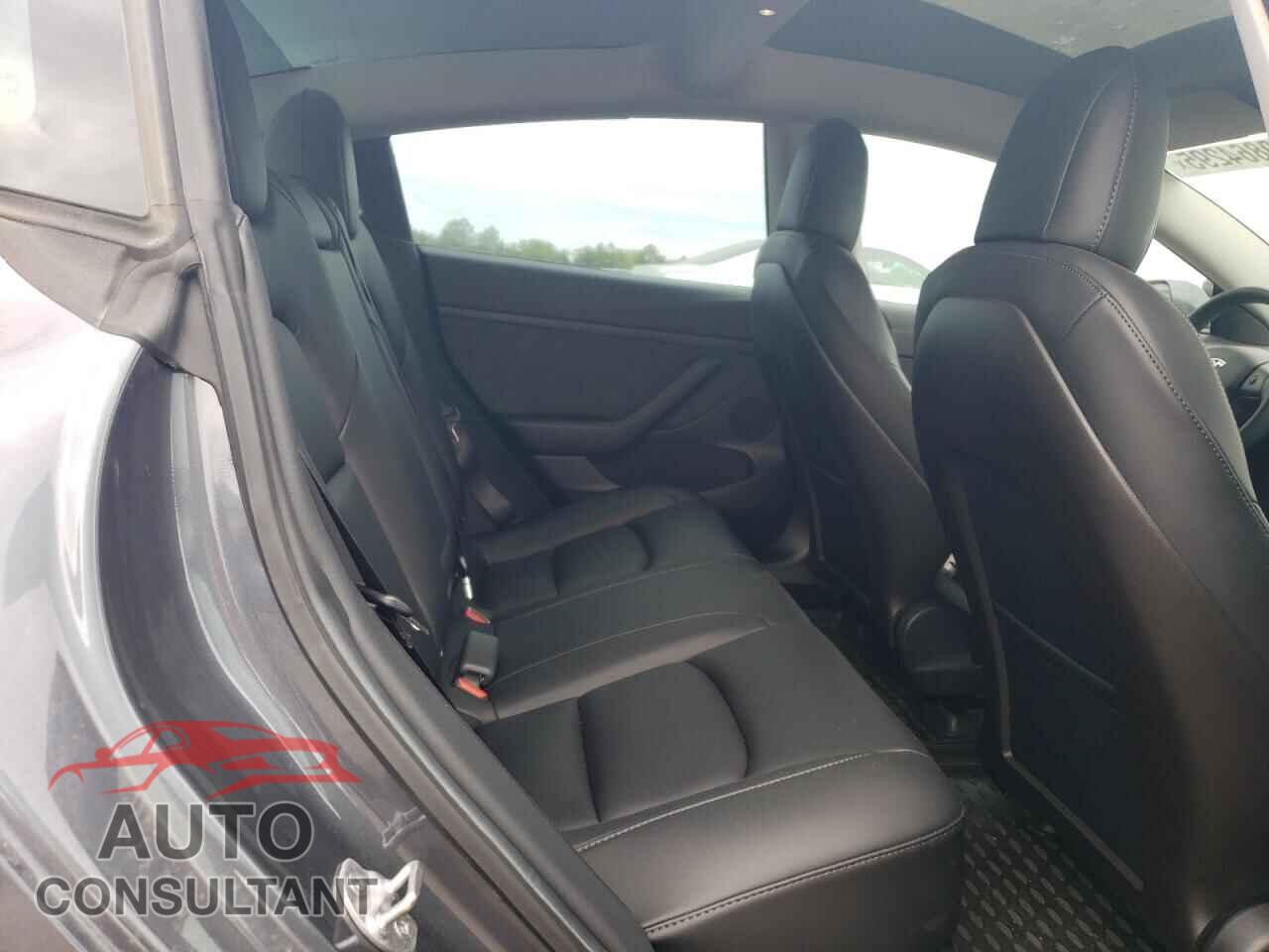 TESLA MODEL 3 2021 - 5YJ3E1EA7MF989069