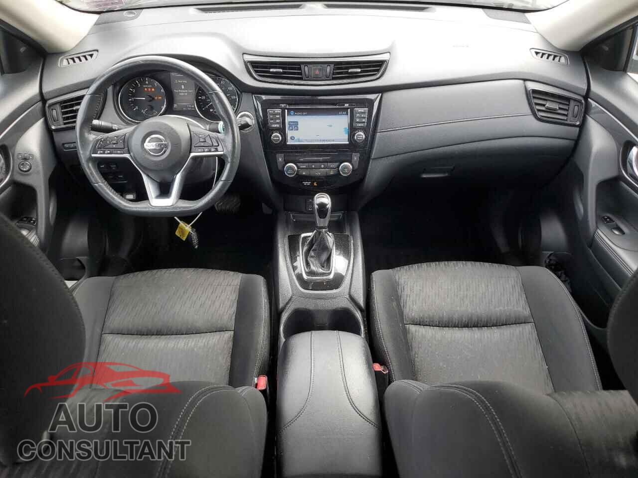 NISSAN ROGUE 2017 - KNMAT2MV7HP537013