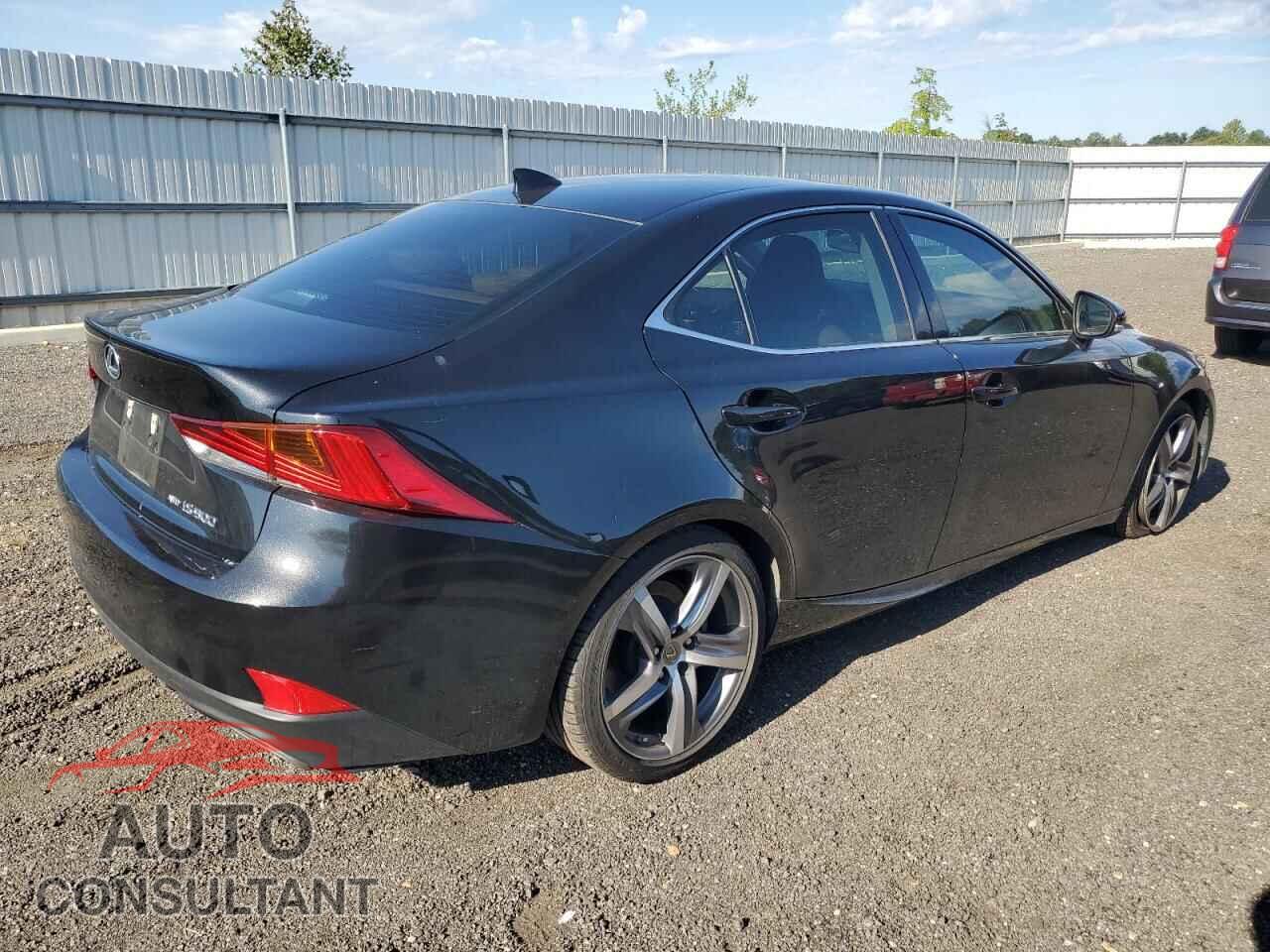 LEXUS IS 2018 - JTHC81D20J5030576