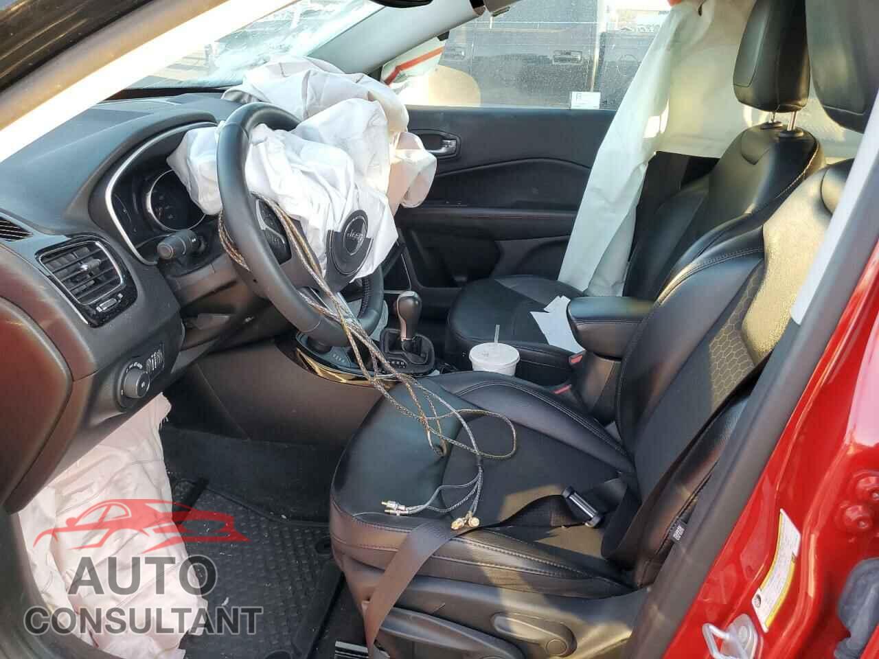 JEEP COMPASS 2019 - 3C4NJDBBXKT724518
