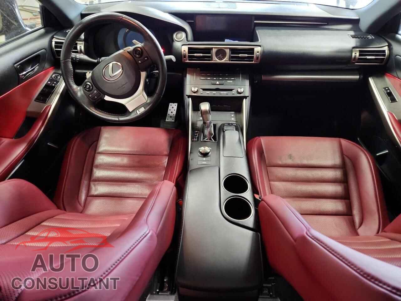 LEXUS IS 2015 - JTHCF1D21F5023004