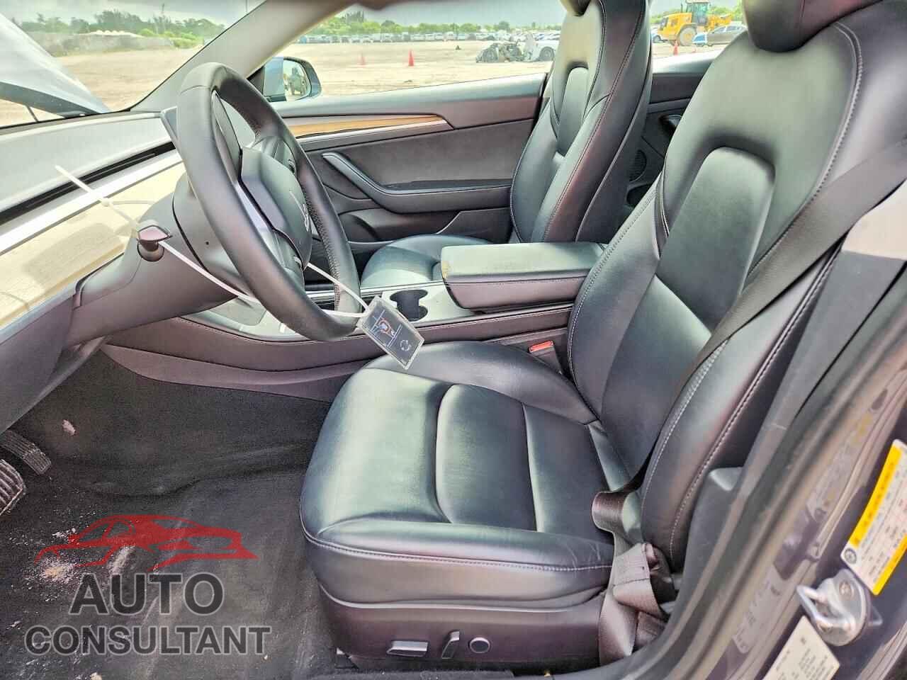TESLA MODEL 3 2022 - 5YJ3E1EAXNF370306