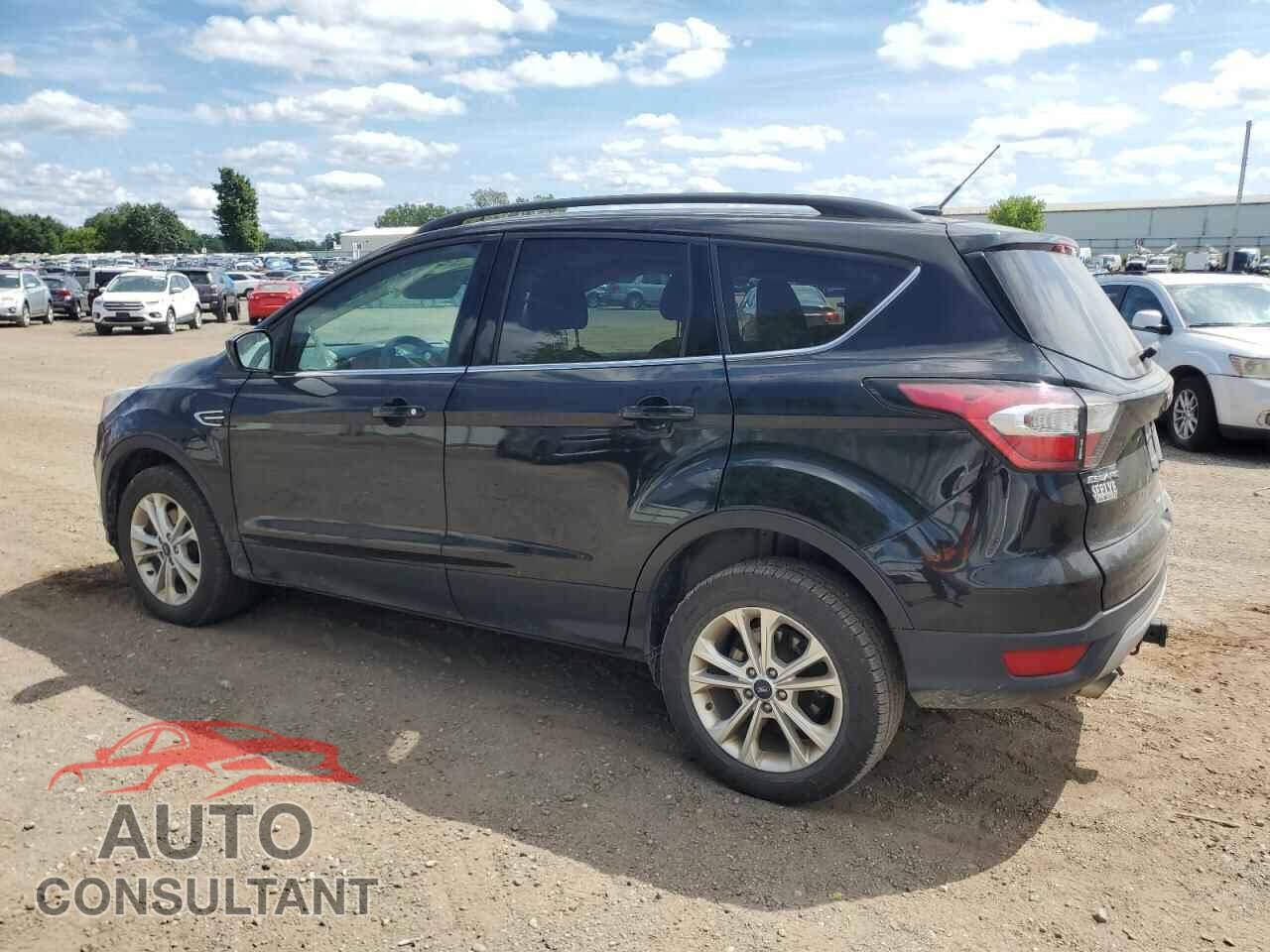 FORD ESCAPE 2017 - 1FMCU9G92HUE22832