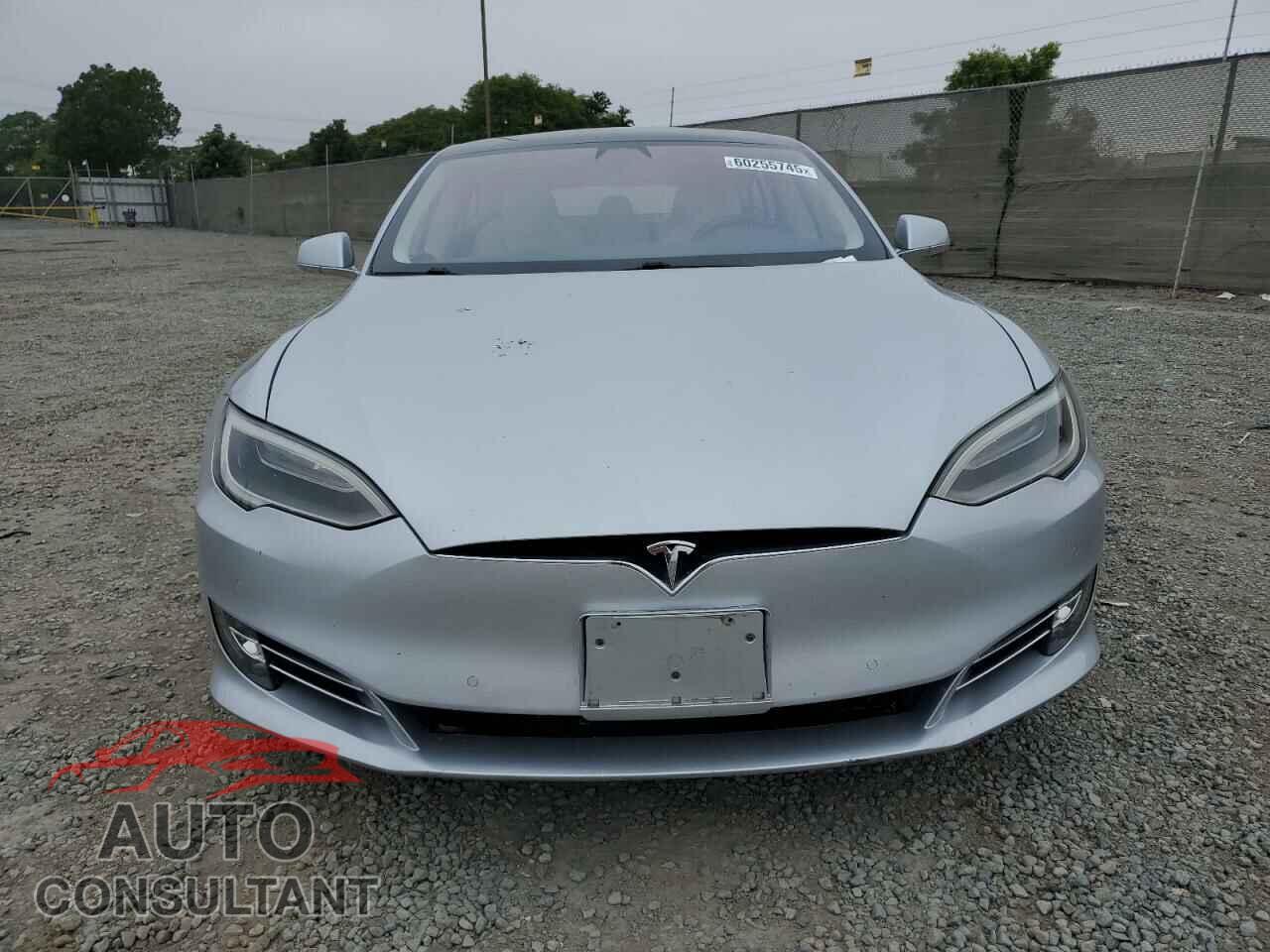 TESLA MODEL S 2018 - 5YJSA1E25JF282919