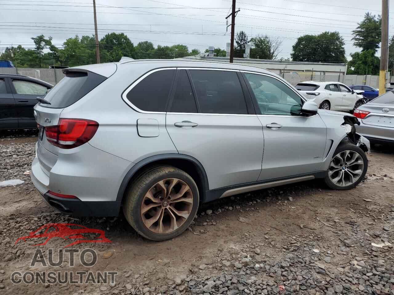 BMW X5 2014 - 5UXKR6C57E0J73710