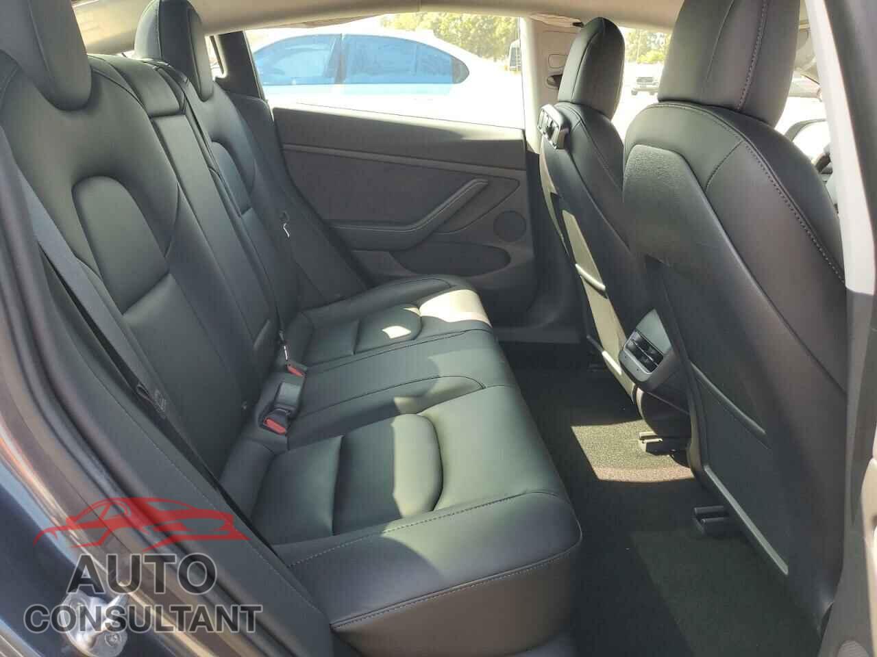 TESLA MODEL 3 2022 - 5YJ3E1EB5NF122814
