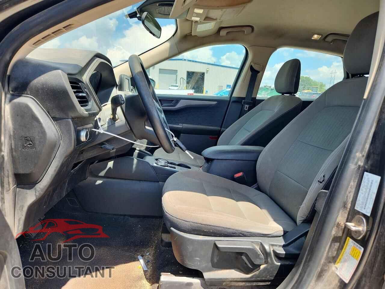 FORD ESCAPE 2020 - 1FMCU0F6XLUA32623