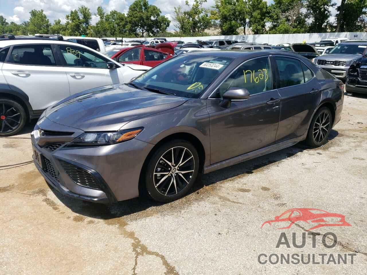 TOYOTA CAMRY 2024 - 4T1G11AK3RU858906