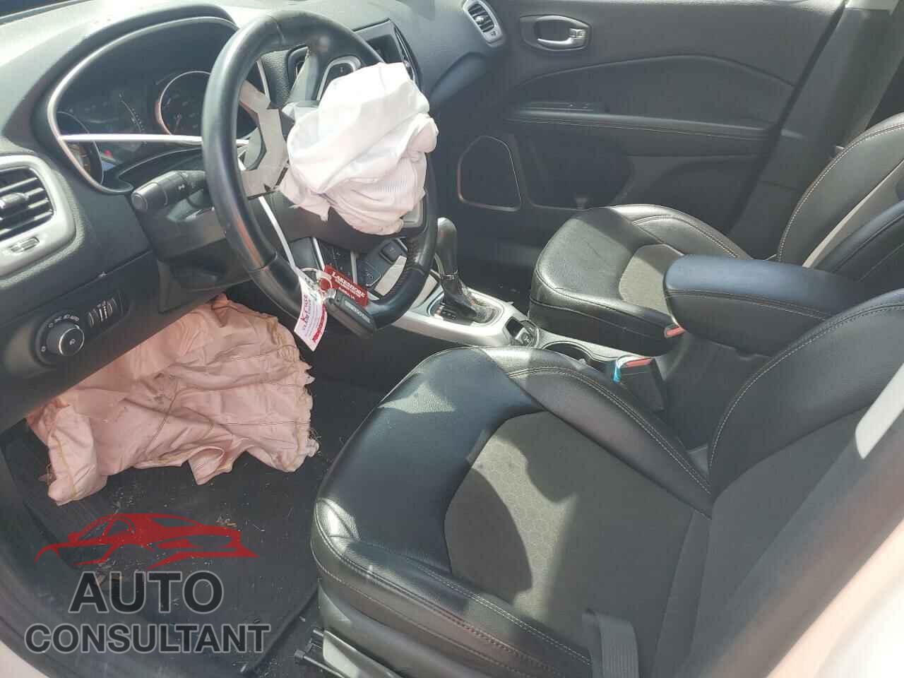 JEEP COMPASS 2020 - 3C4NJCBB3LT162201