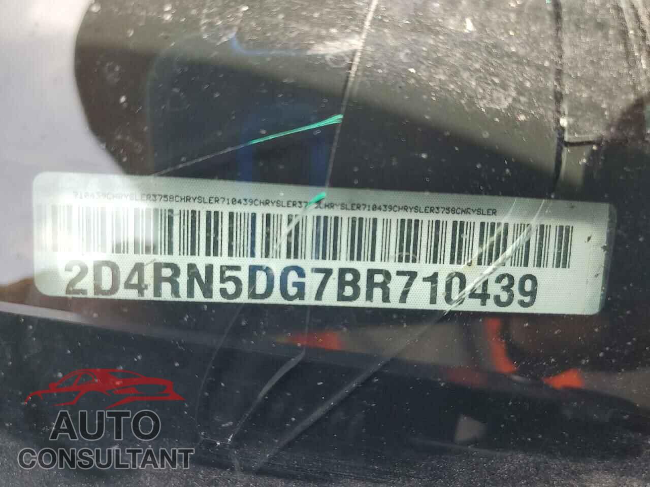 DODGE CARAVAN 2011 - 2D4RN5DG7BR710439